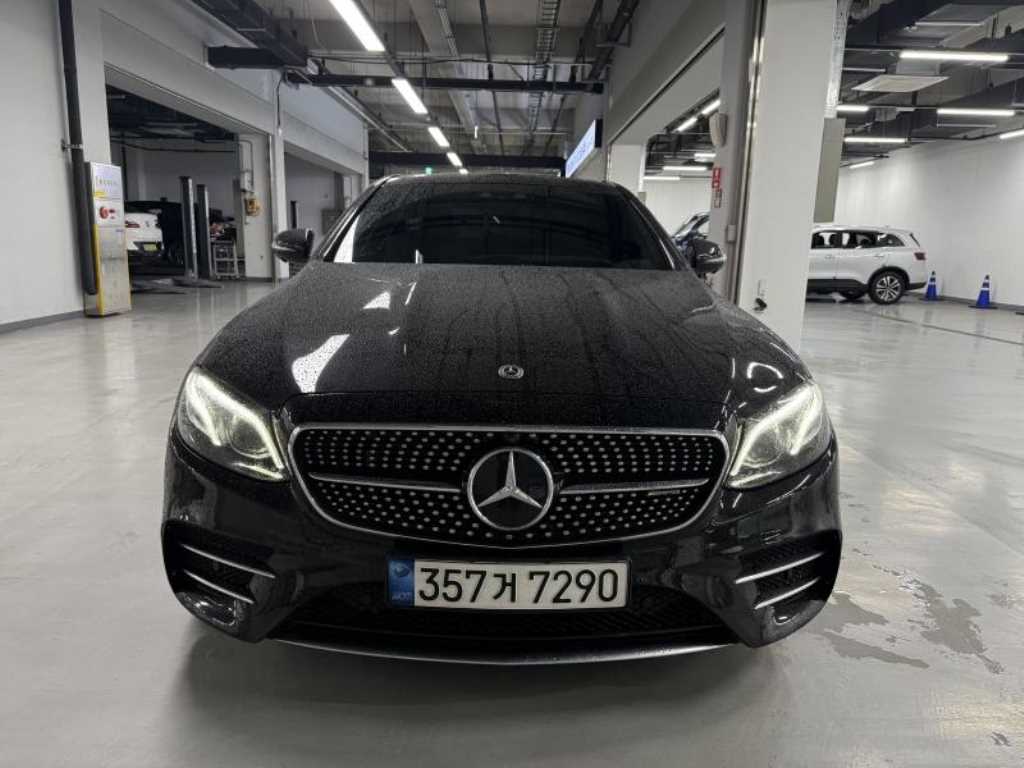 Mercedes Benz E class 2019 Negro - Importación desde Corea - HF Imports Iquique - Foto 1
