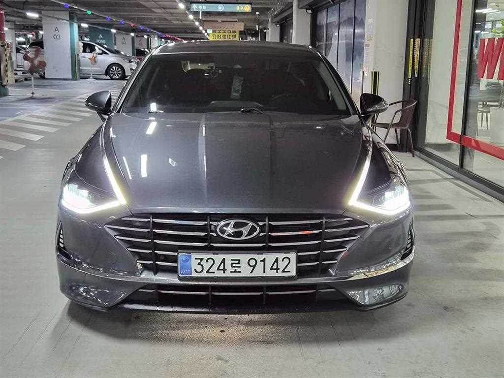 HYUNDAI Sonata - Vista 2