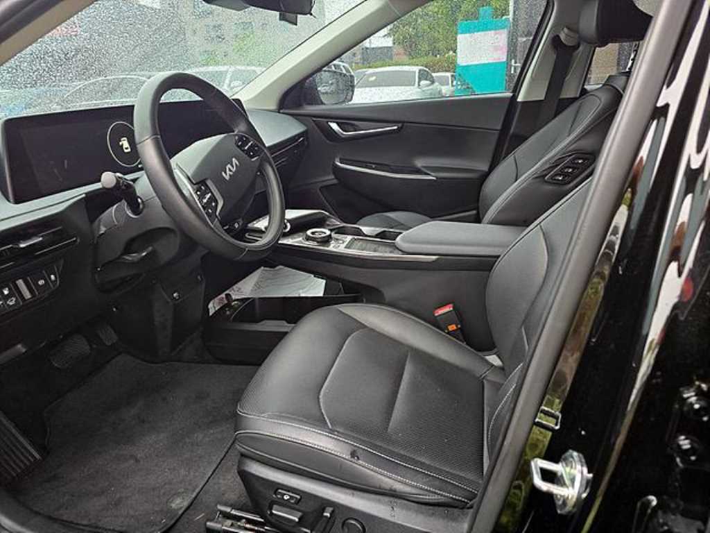 KIA EV6 - Vista 6