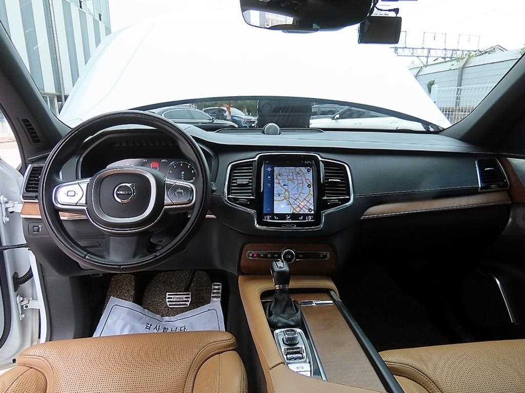 Volvo XC90 - Vista 7