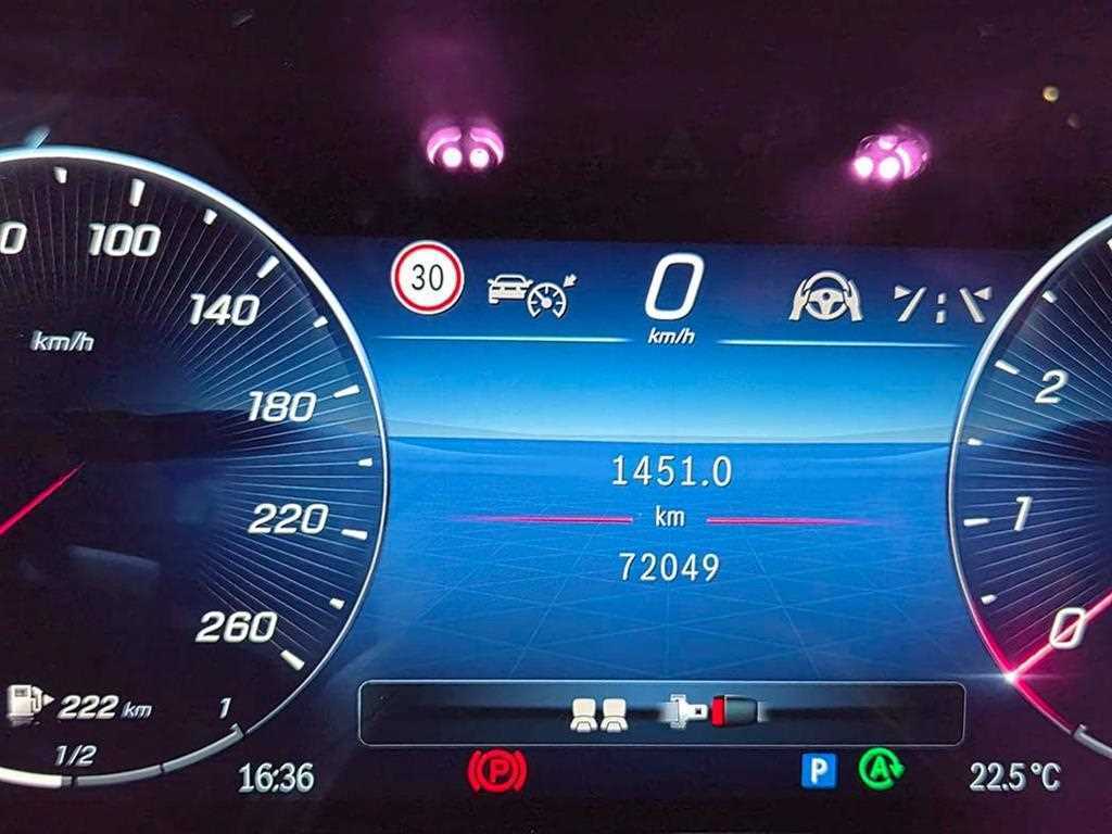 Mercedes Benz S Class - Vista 9