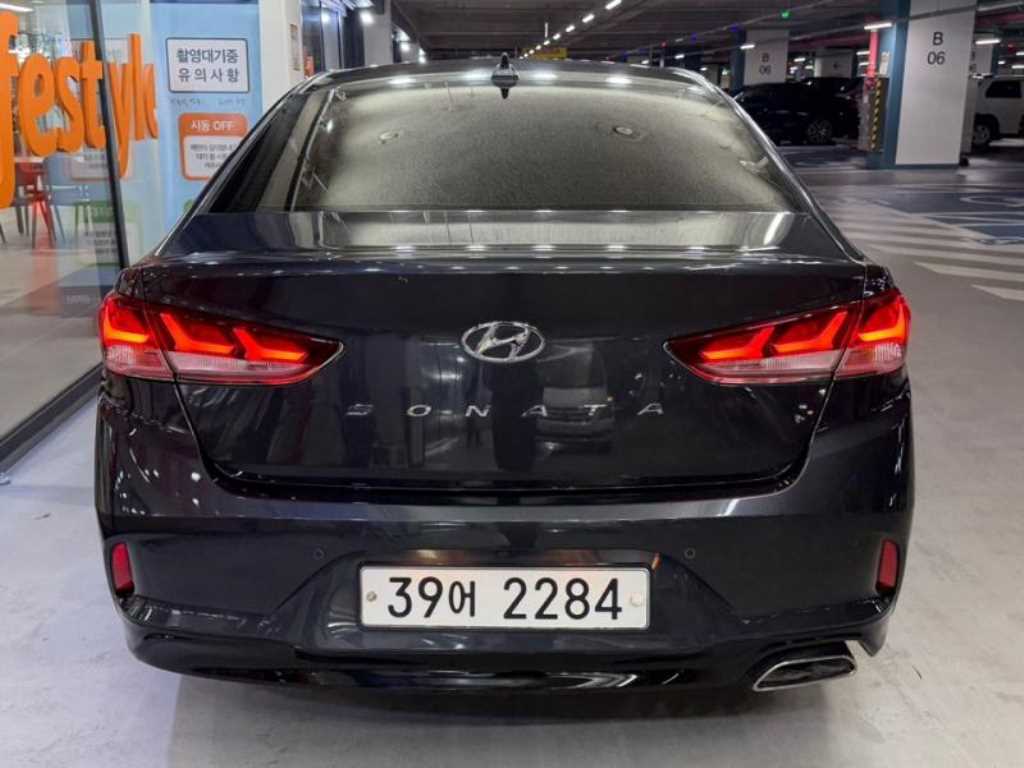 HYUNDAI Sonata - Vista 5
