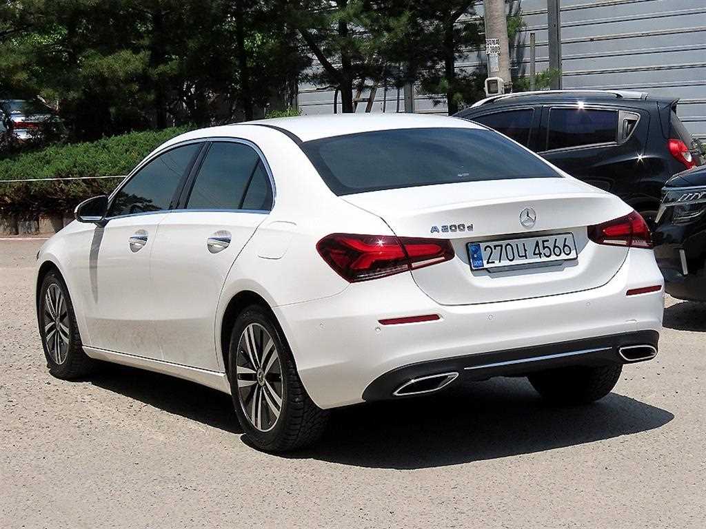 Mercedes Benz A Class - Vista 3