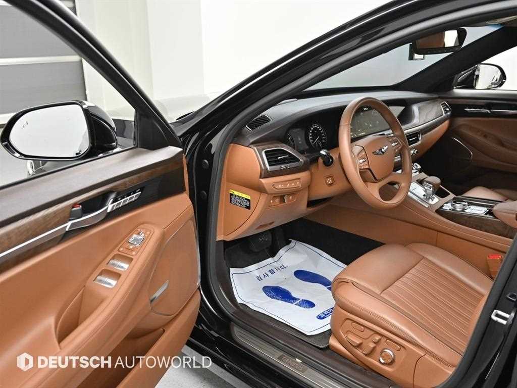 Genesis G90 - Vista 11