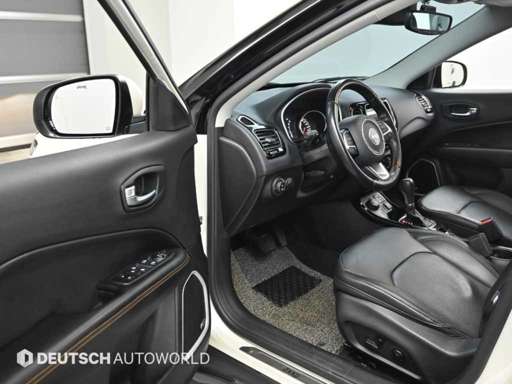 Jeep Compass - Vista 11