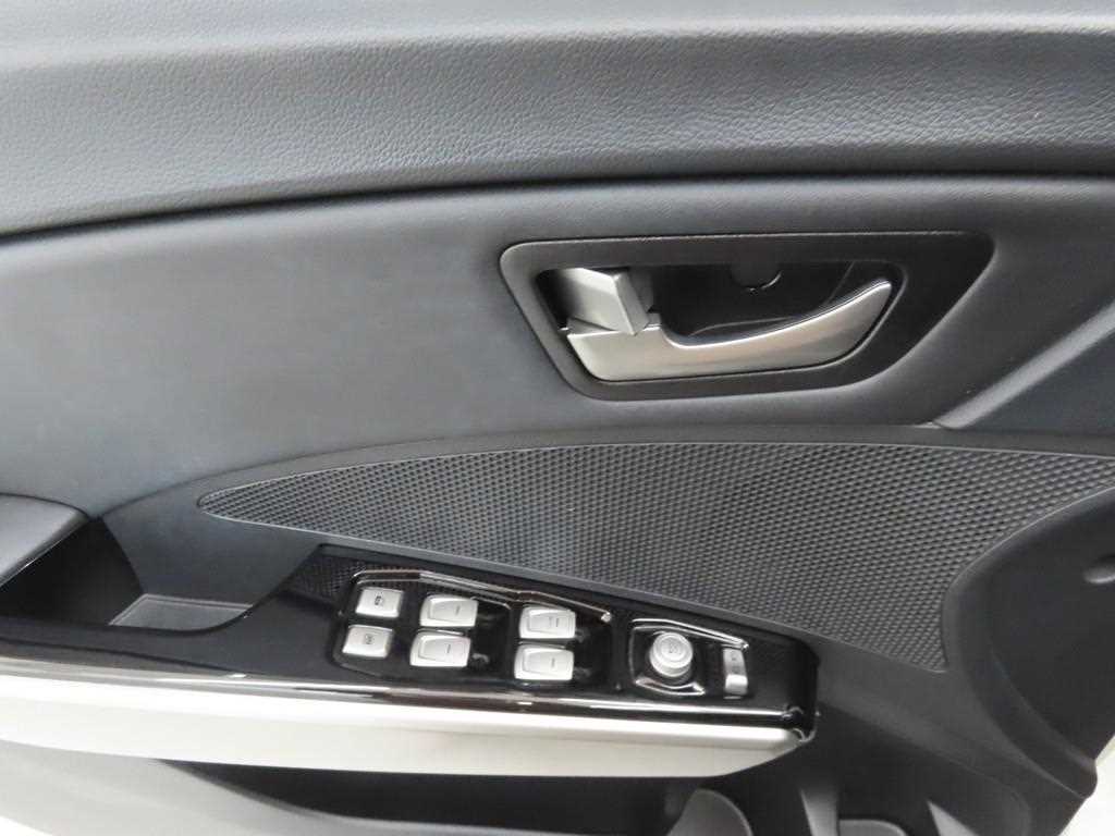 Ssangyong Tivoli - Vista 9