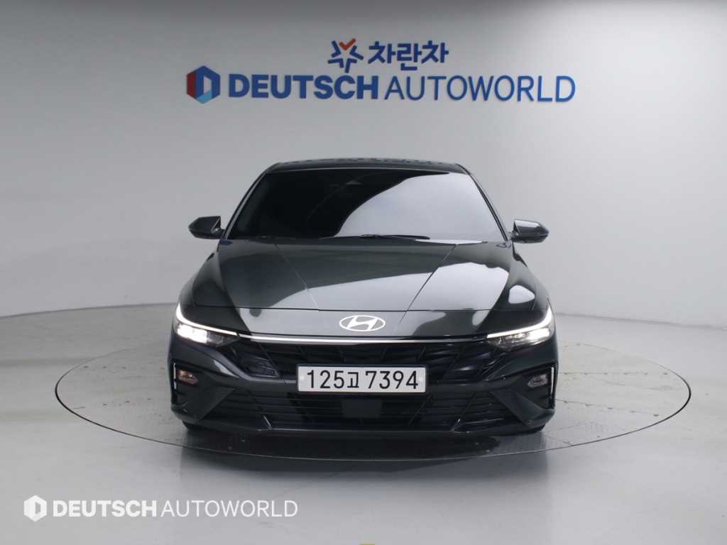 HYUNDAI Avante - Vista 3