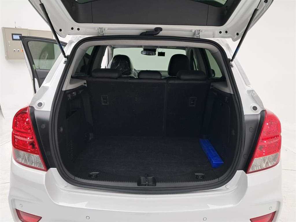 Chevrolet Trax 2021 Blanco - Importación desde Corea - HF Imports Iquique - Foto 17