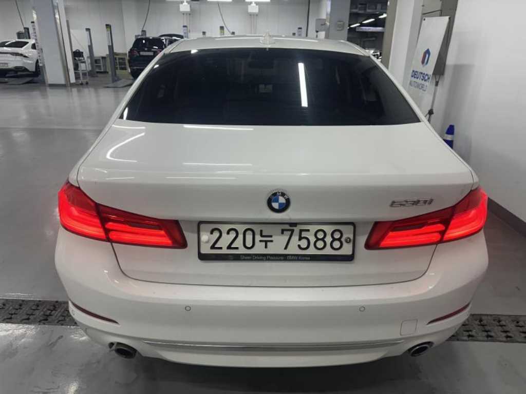 BMW 5 Series - Vista 6
