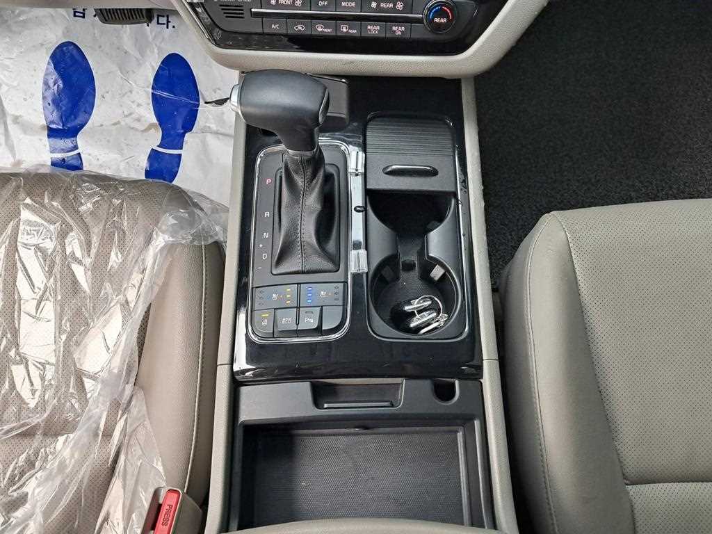 KIA Carnival 2018 Negro - Importación desde Corea - HF Imports Iquique - Foto 14