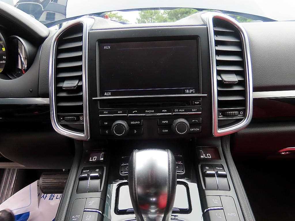 Porsche Cayenne - Vista 12
