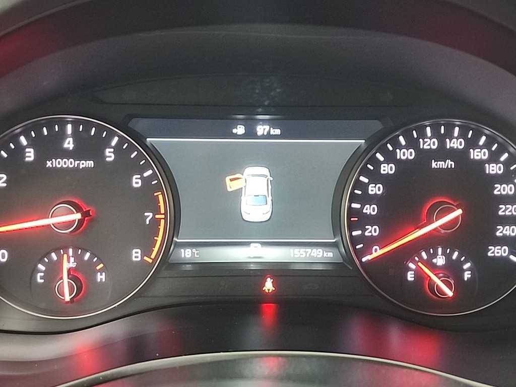KIA K7 - Vista 6
