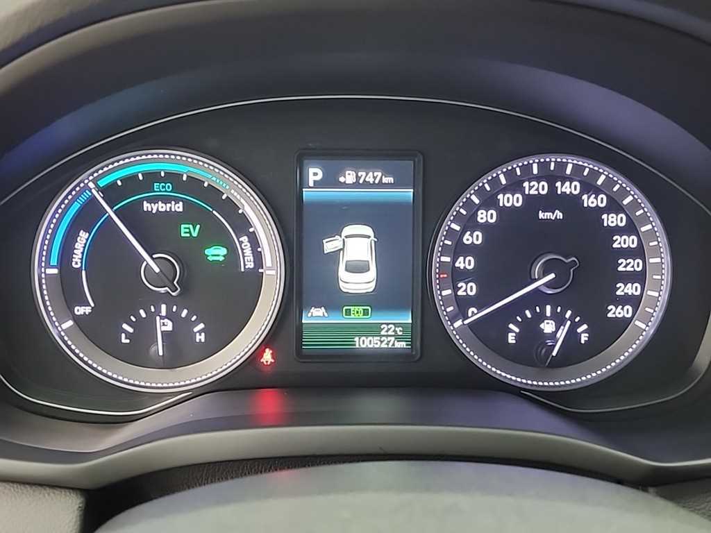HYUNDAI Grandeur - Vista 6