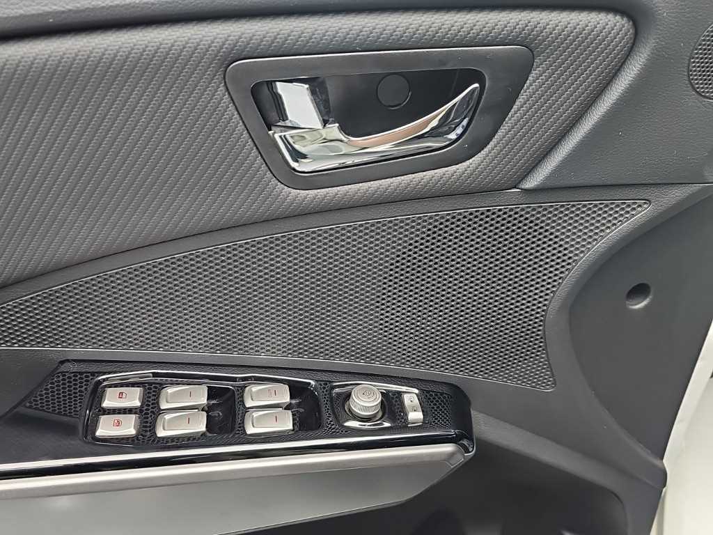 Ssangyong Tivoli 2017 Blanco - Importación desde Corea - HF Imports Iquique - Foto 17