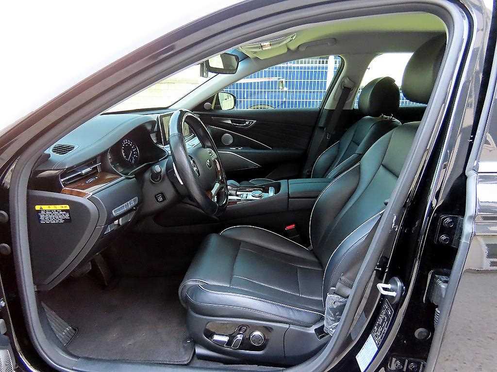 KIA K9 - Vista 5