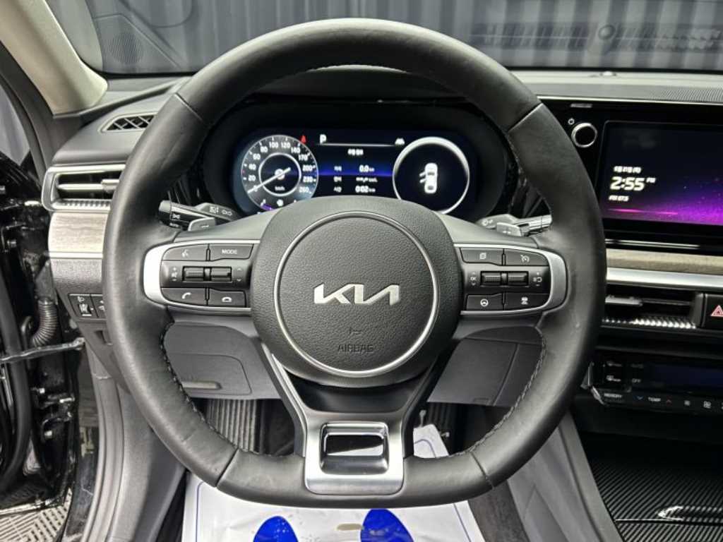 KIA K5 - Vista 8
