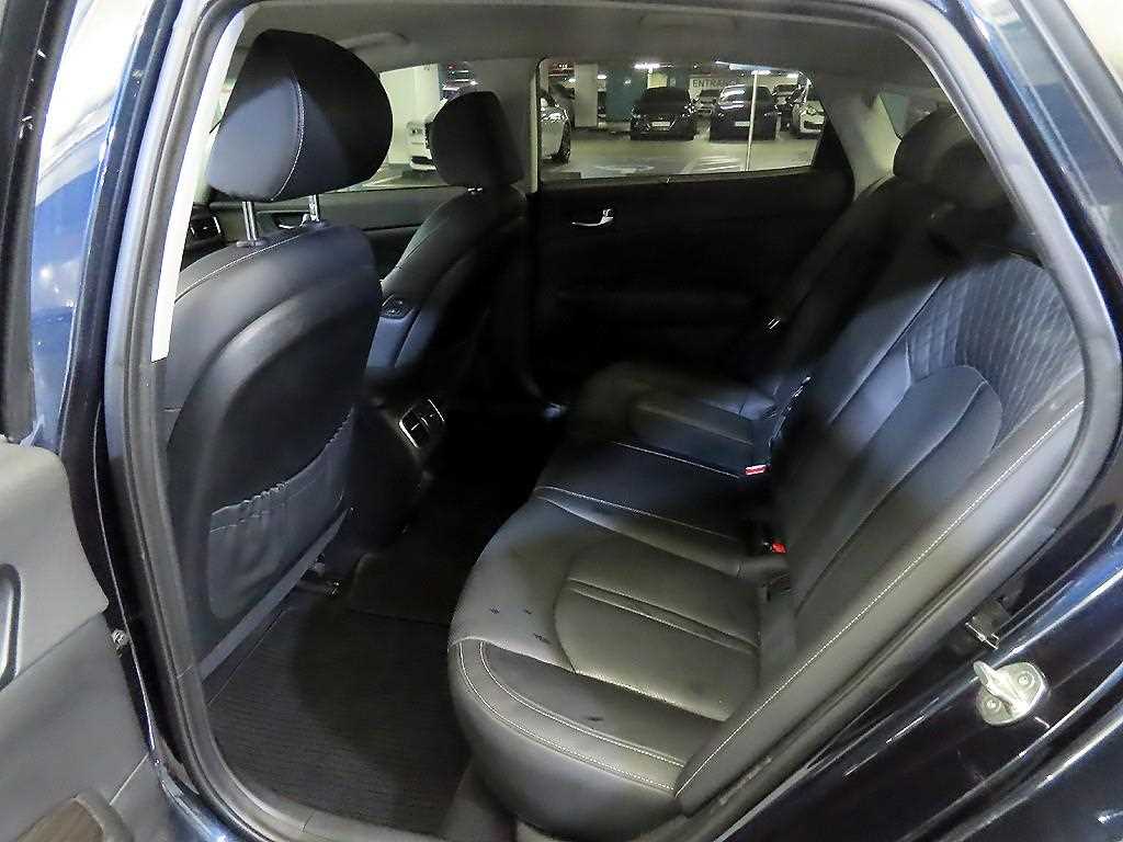 KIA K5 - Vista 7