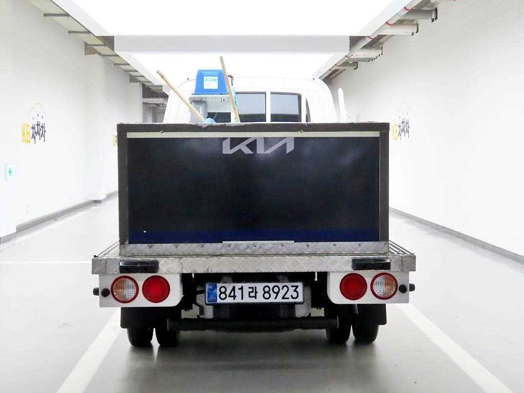Small Truck (Completed) a live fish car - Vista 3
