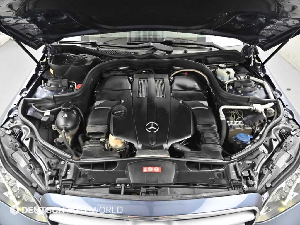 Mercedes Benz E class - Vista 6