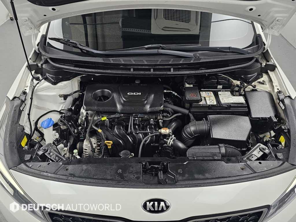 KIA K3 - Vista 6