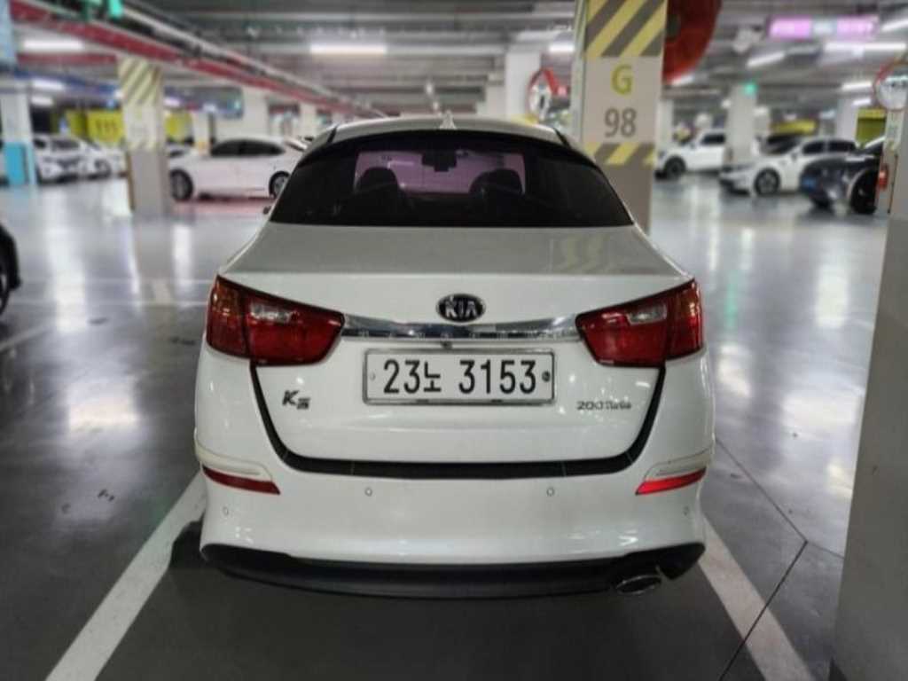 KIA K5 - Vista 3