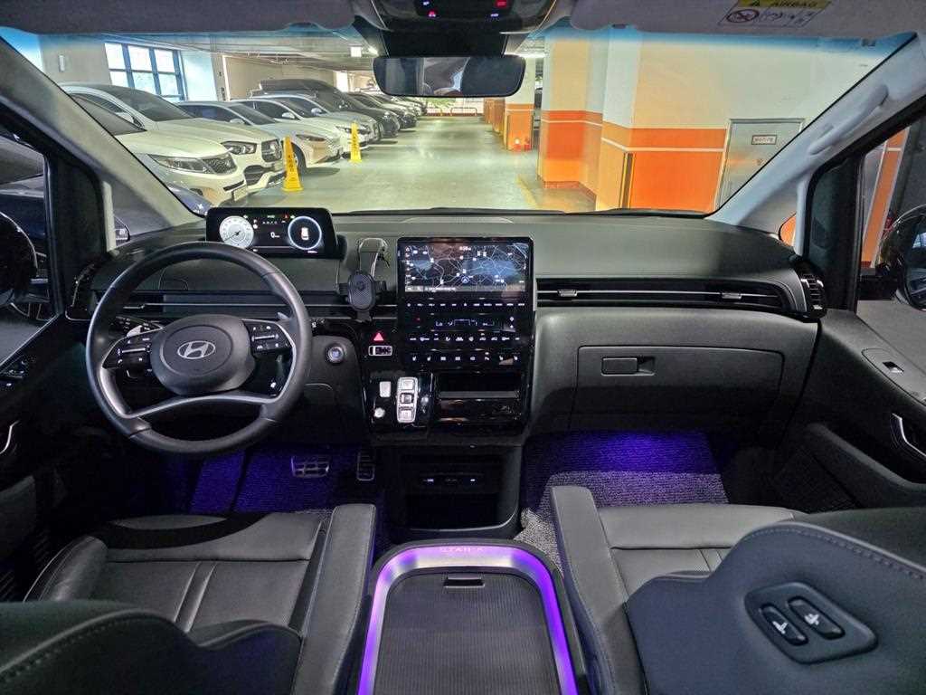 HYUNDAI Staria - Vista 7