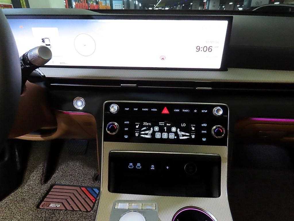 Genesis GV80 - Vista 11