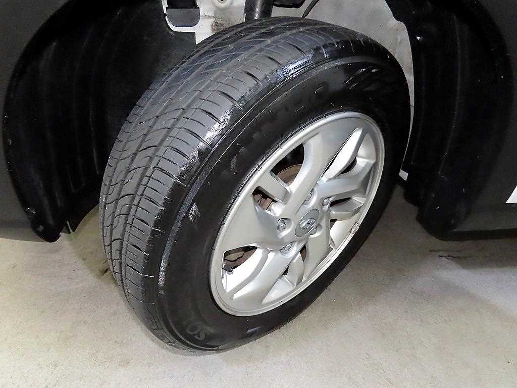 HYUNDAI Venue 2022 Blanco - Importación desde Corea - HF Imports Iquique - Foto 19