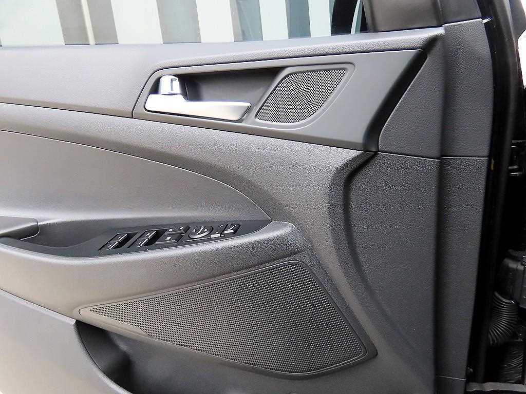 HYUNDAI Tucson - Vista 11