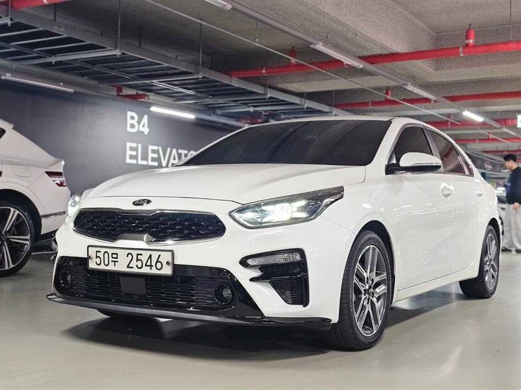 KIA K3 2019 Blanco - Importación desde Corea - HF Imports Iquique - Foto 1