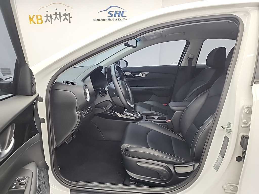 KIA K3 - Vista 11