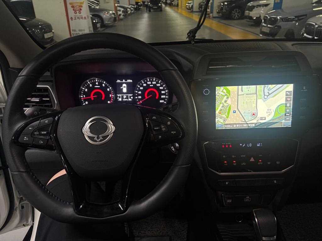 Ssangyong Tivoli - Vista 10