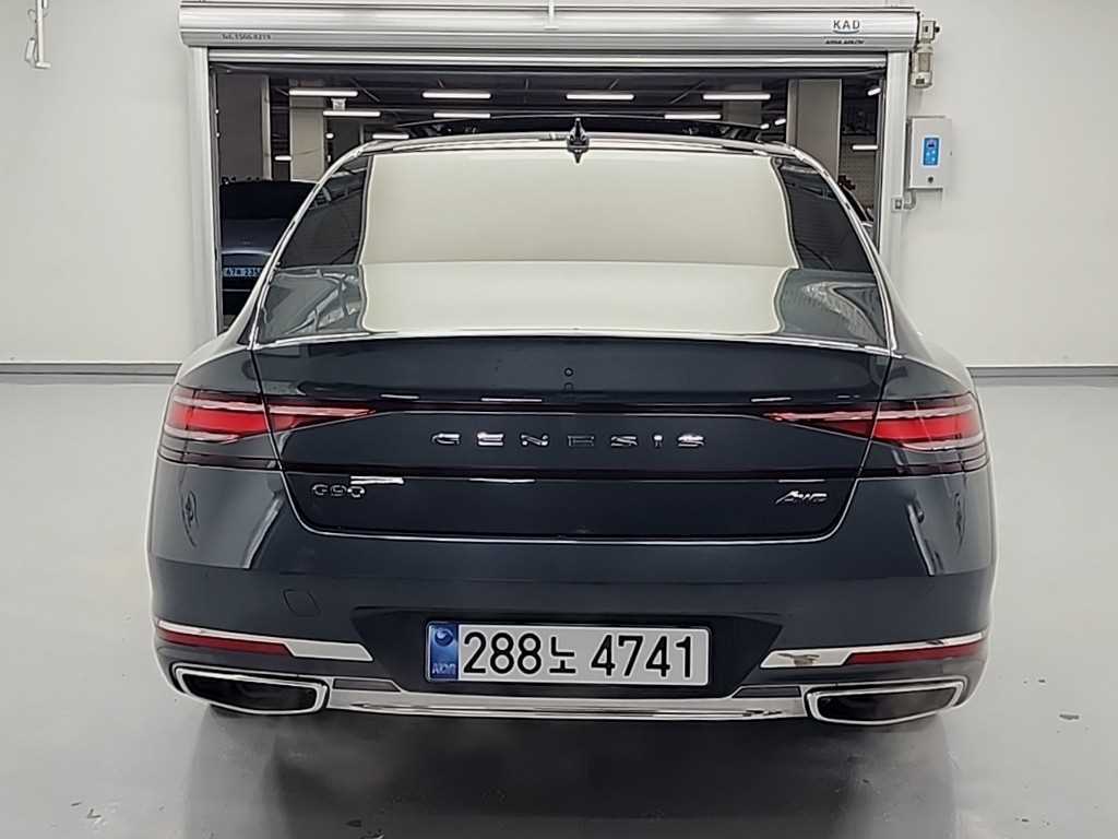 Genesis G90 - Vista 3