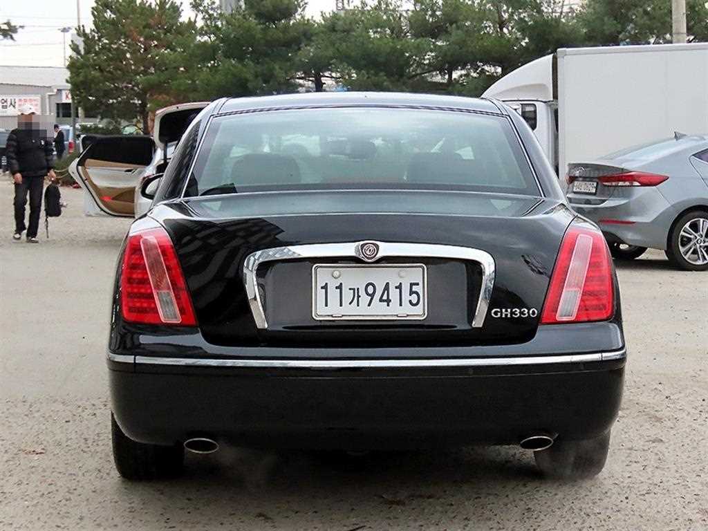 KIA Opirus - Vista 4