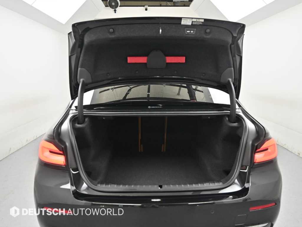 BMW 5 Series 2023 Negro - Importación desde Corea - HF Imports Iquique - Foto 19