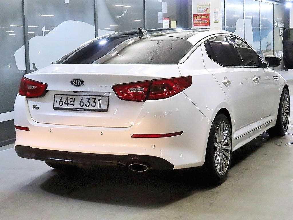 KIA K5 - Vista 4