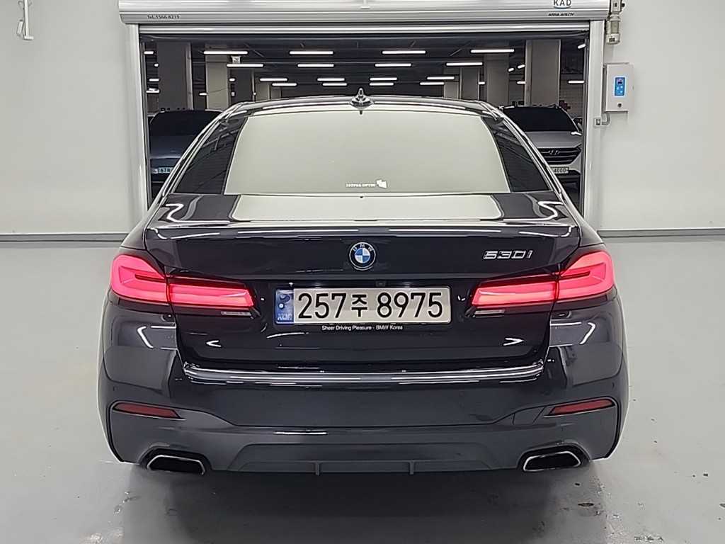 BMW 5 Series - Vista 3