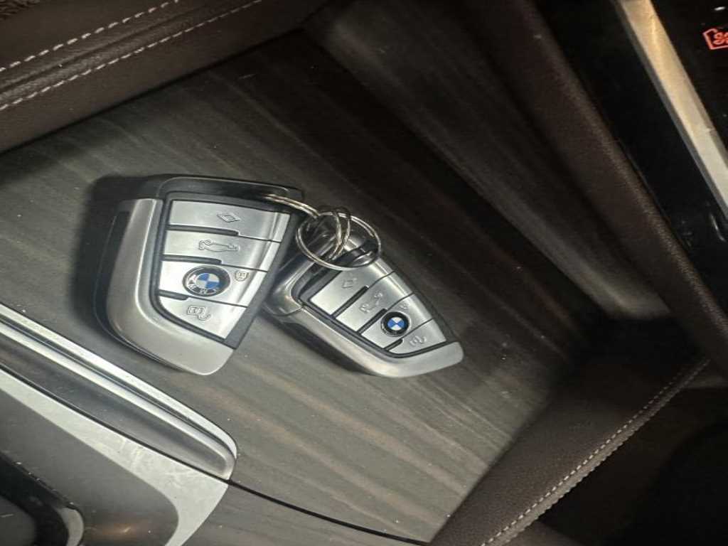 BMW 5 Series - Vista 11