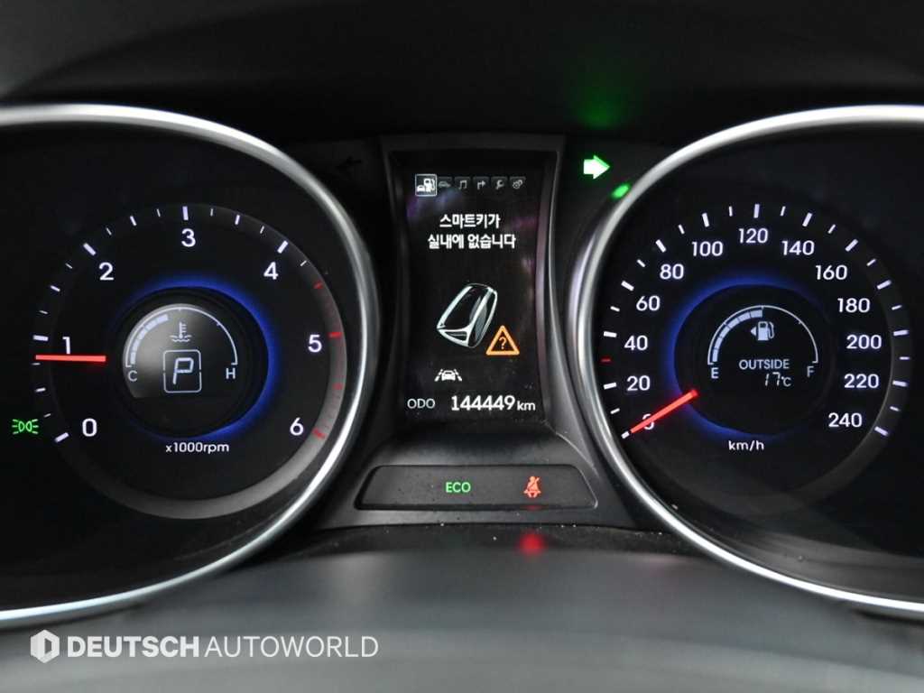 HYUNDAI Maxcruz - Vista 8