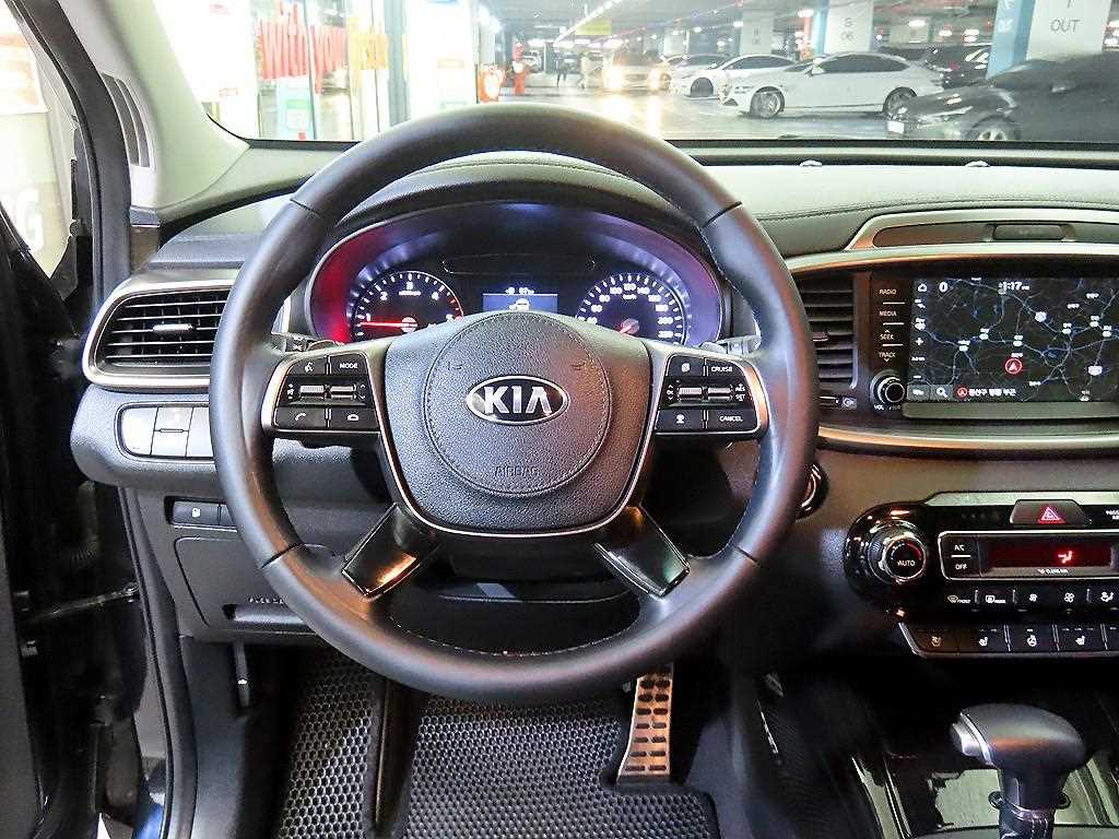 KIA Sorento - Vista 8