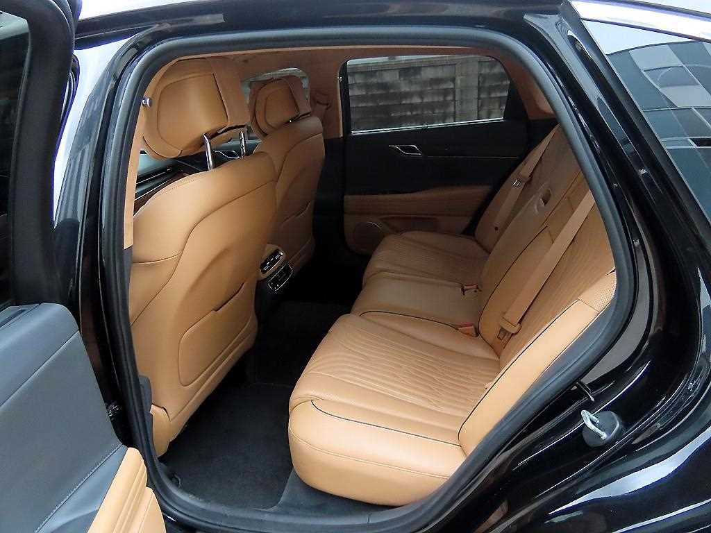 Genesis G80 - Vista 6
