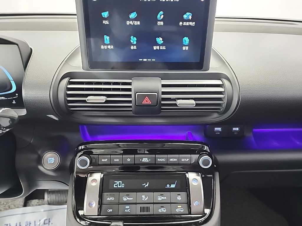 HYUNDAI Casper - Vista 10