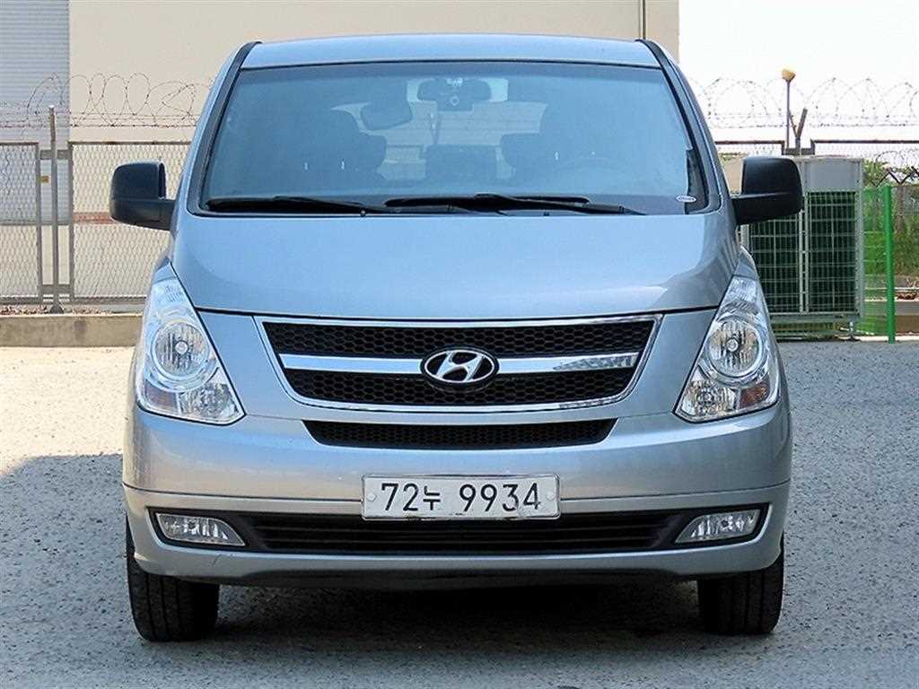 HYUNDAI Starex 2012 Gris - Importación desde Corea - HF Imports Iquique - Foto 1