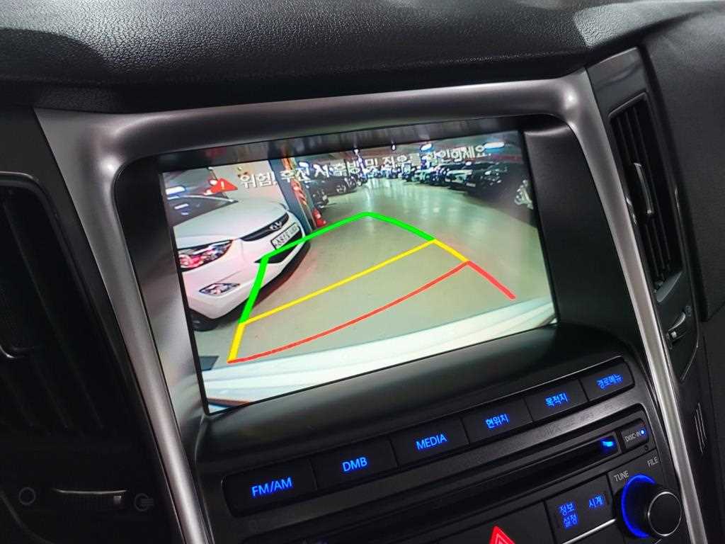 HYUNDAI Sonata - Vista 11