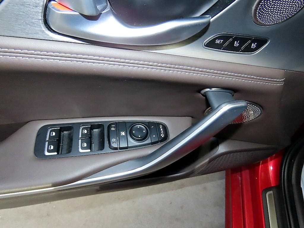 KIA Stinger 2018 Rojo - Importación desde Corea - HF Imports Iquique - Foto 13