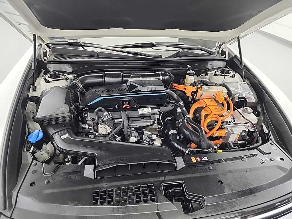 HYUNDAI Grandeur - Vista 5
