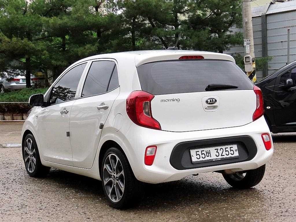 KIA Morning - Vista 3