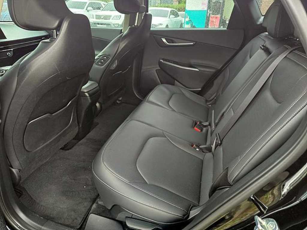 KIA EV6 - Vista 7