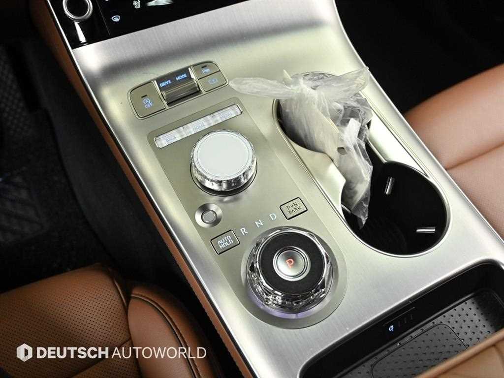 Genesis GV70 - Vista 9