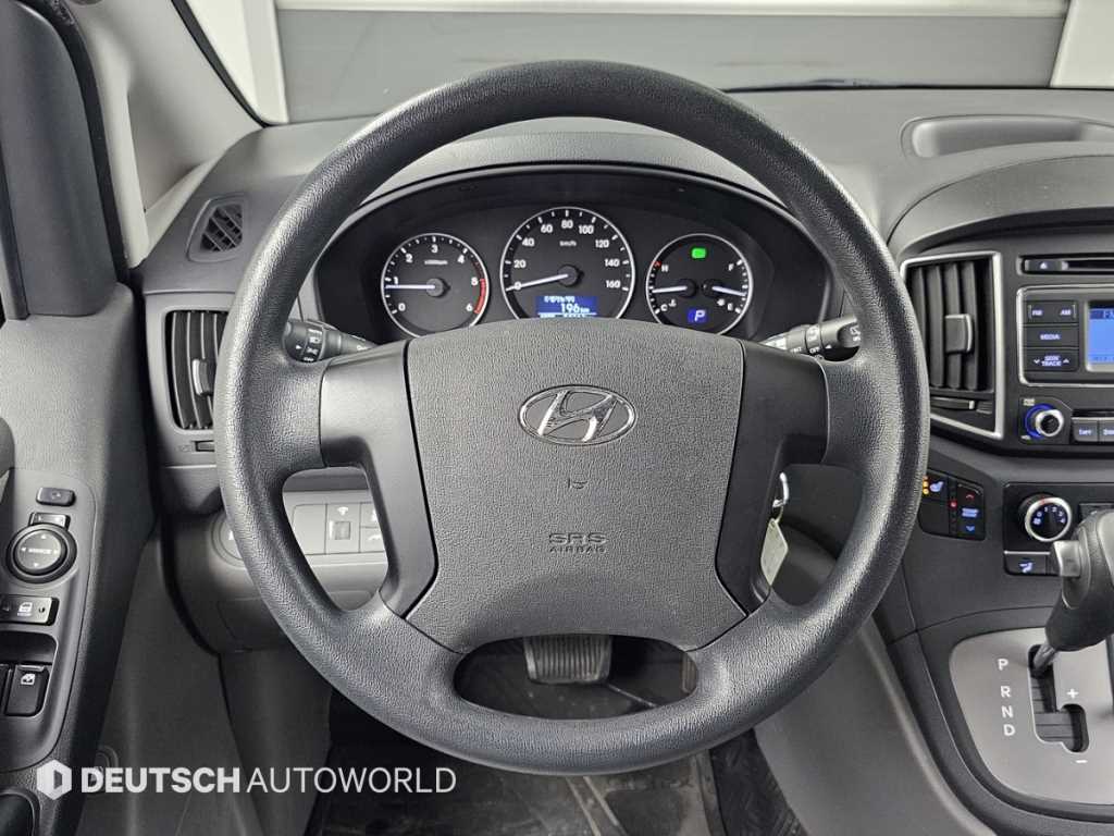 HYUNDAI Starex 2019 Gris - Importación desde Corea - HF Imports Iquique - Foto 13